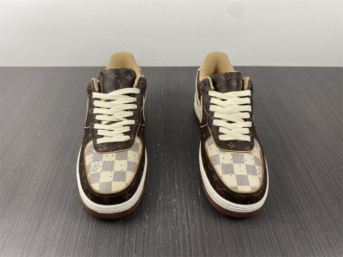 Nike Air Force 1 LV Low