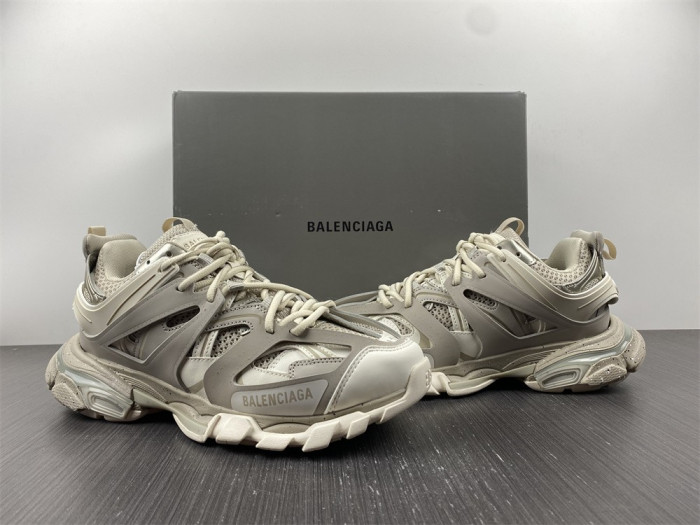 BLCG TRACK SNEAKER 542023 W3FE4 9597