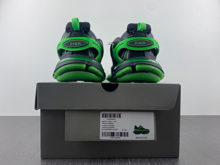 BLCG TRACK SNEAKER 542023 W3RL1 1035