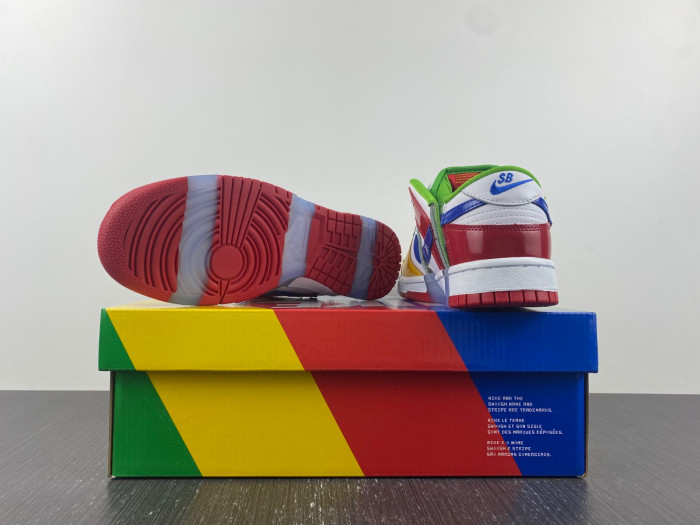 eBay x Nike SB Dunk Low “Sandy Bodecker” FD8777-100