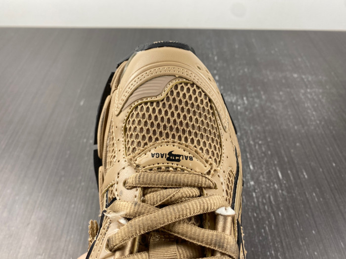BLCG RUNNER SNEAKER 677402 W1RA8 0125