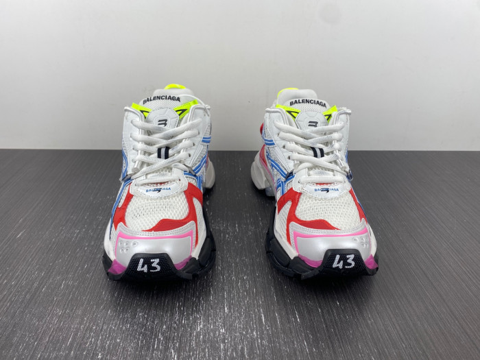 BLCG RUNNER SNEAKER 677403 W3RB6 9645