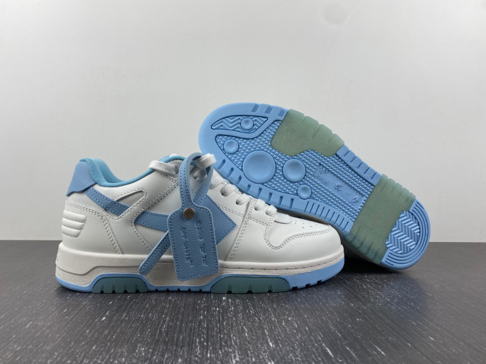 OFF-WHITE SNEAKER