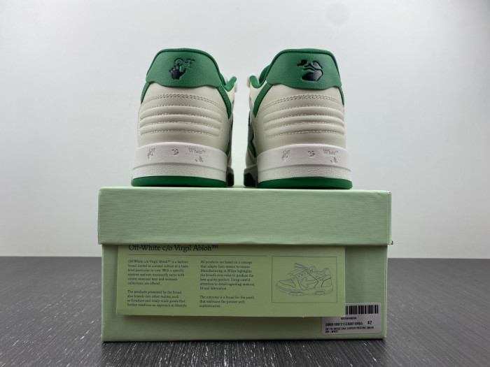 OFF-WHITE SNEAKER
