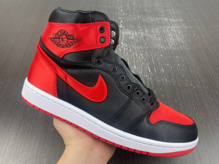 Air Jordan 1 High OG WMNS “Satin Bred” FD4810-061