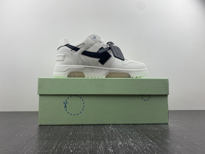 OFF-WHITE SNEAKER