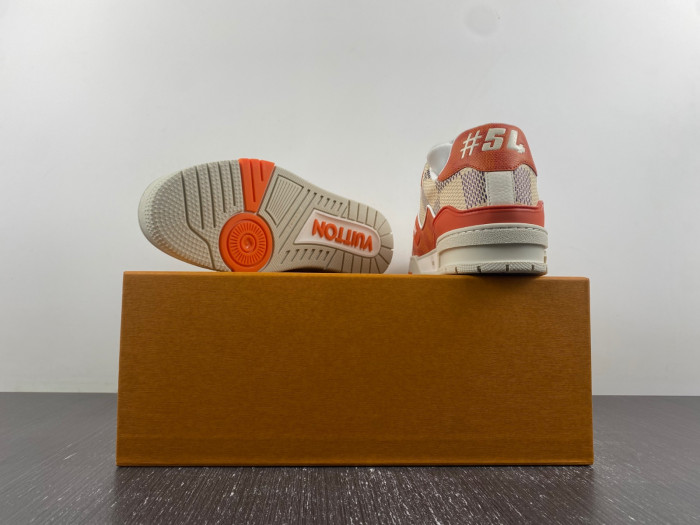 LV TRAINER SNEAKER