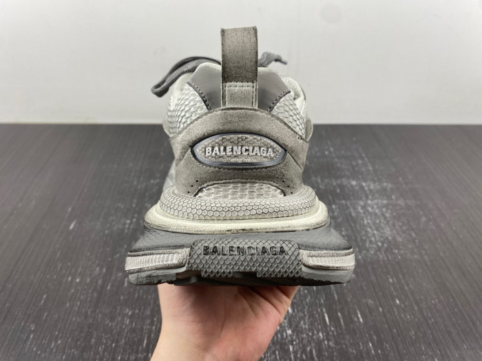 BLCG 3XL SNEAKER 759693 W3XLH 1212