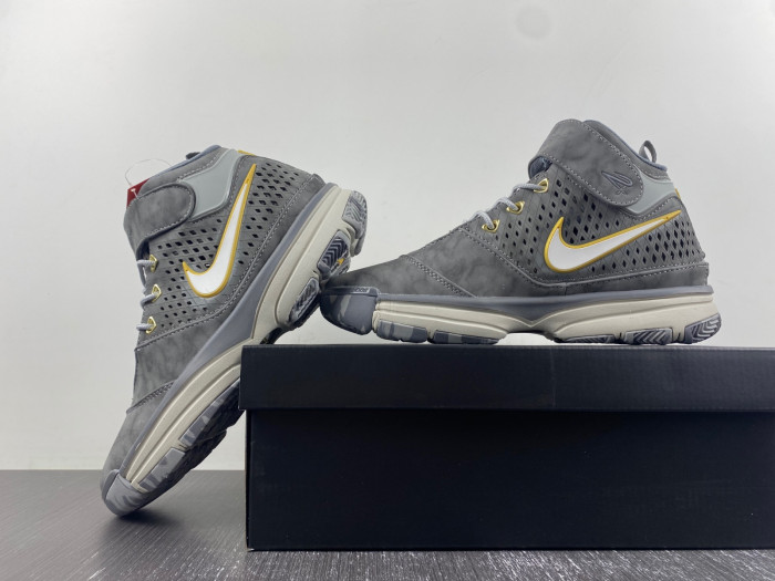 Nike Kobe 2 Prelude (4/50+ Points) 640222-001