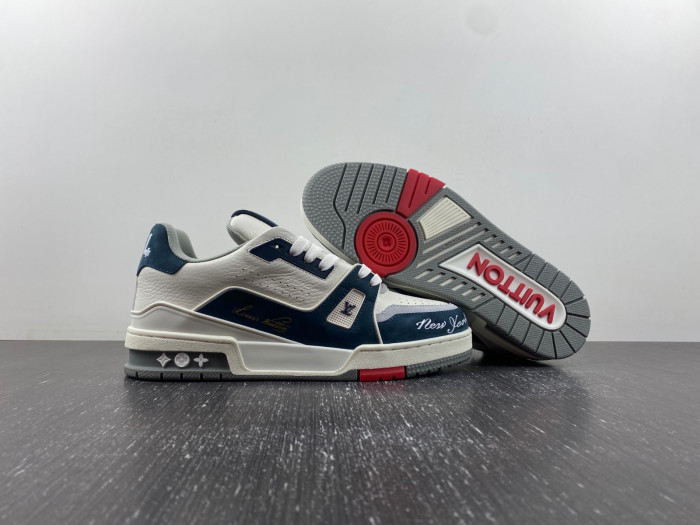 LV TRAINER SNEAKER