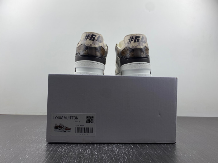 LV TRAINER SNEAKER