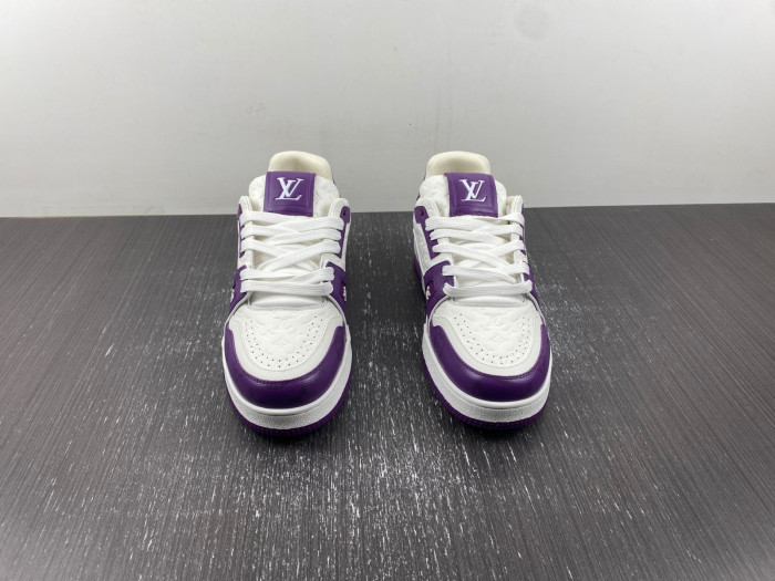LV TRAINER SNEAKER