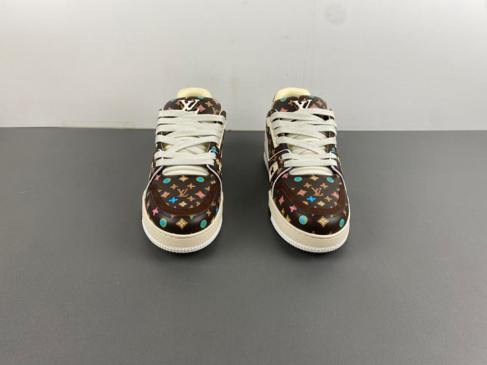 LV TRAINER SNEAKER 24072202