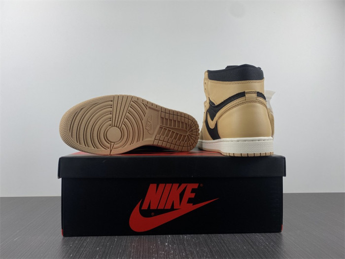 Air Jordan 1 High OG “Heirloom” 555088-202