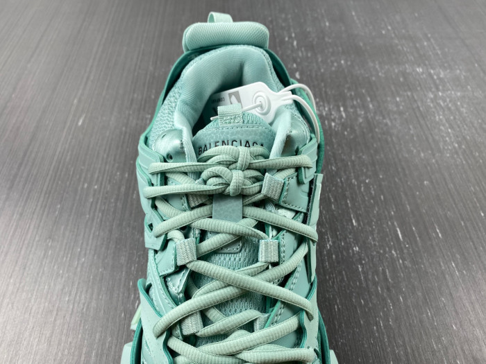 BLCG TRACK SNEAKER 542023 W2LA2 4010