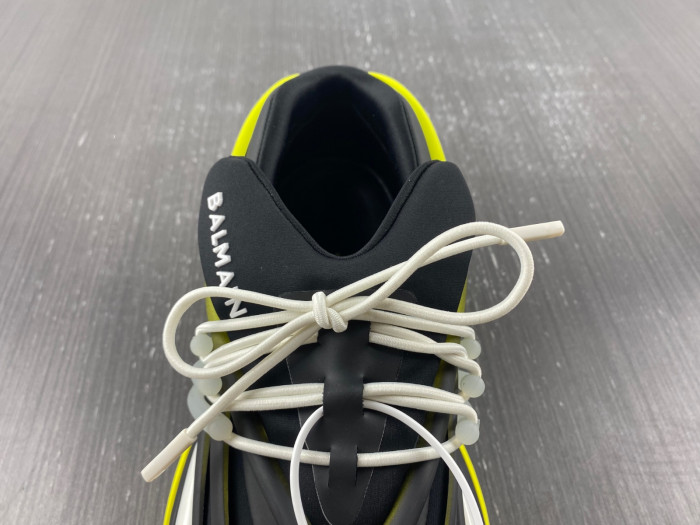 BALMAIN LEATHER UNICORN LOW-TOP SNEAKER