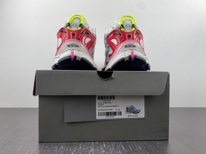 BLCG RUNNER SNEAKER 677403 W3RB6 9645