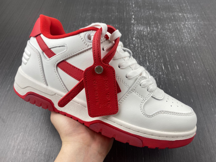 OFF-WHITE SNEAKER