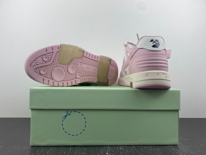 OFF-WHITE SNEAKER