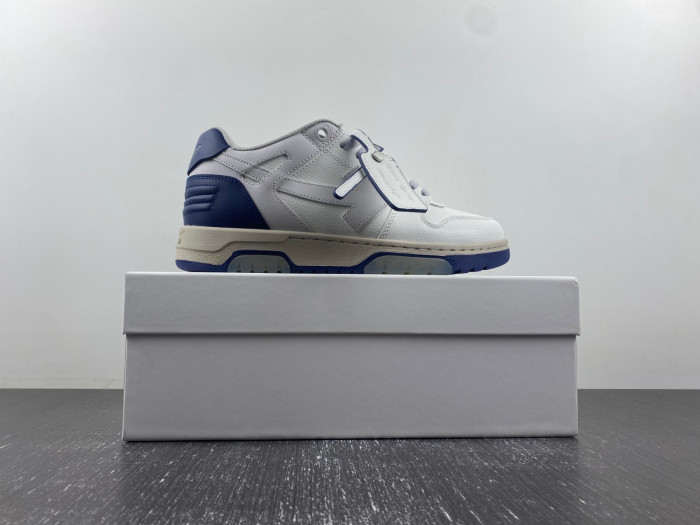 OFF-WHITE SNEAKER