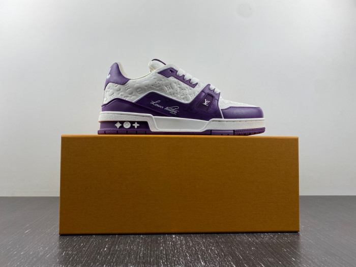 LV TRAINER SNEAKER