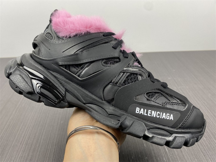 BLCG TRACK SNEAKER 668555 W3CQ6 1050
