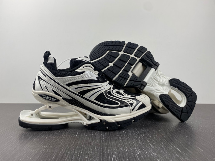 BLCG X-Pander SNEAKER 653870 W2RB5 0102