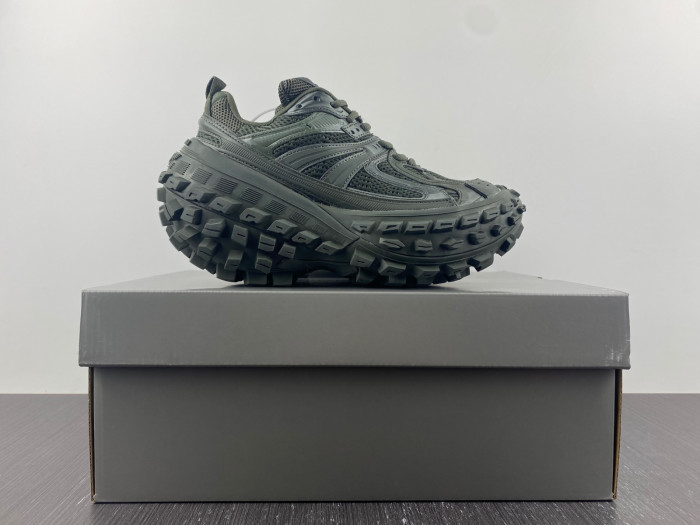 BLCG DEFENDER SNEAKER