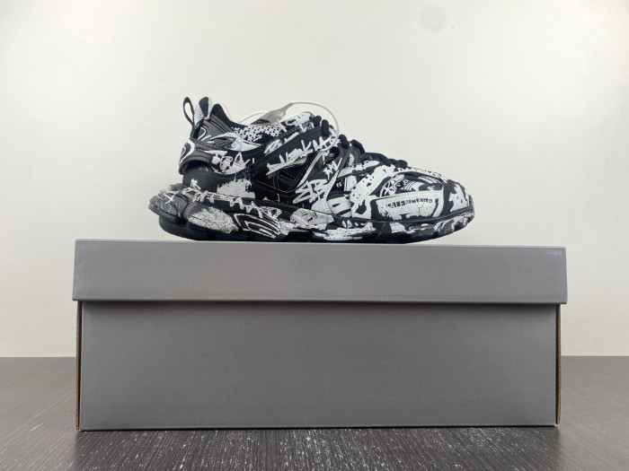 BLCG TRACK SNEAKER 542023 W3RRA 1090