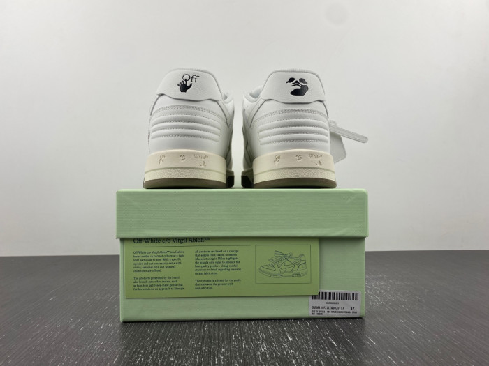 OFF-WHITE SNEAKER