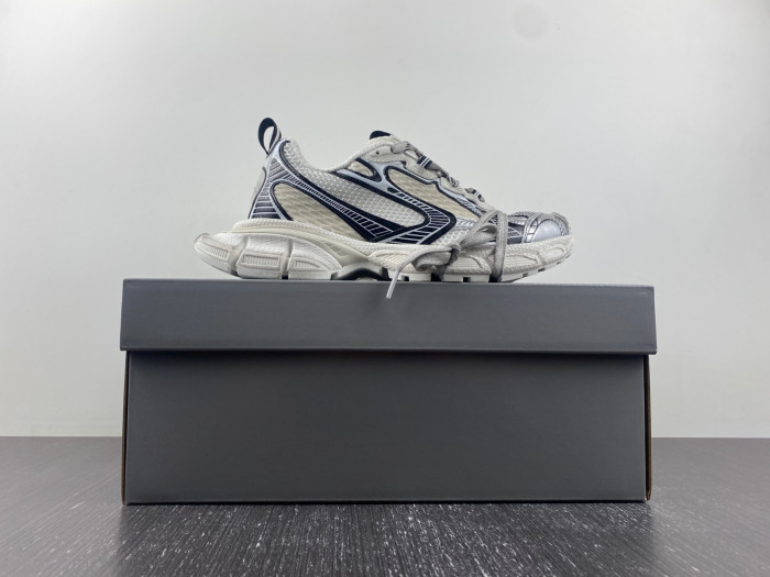 BLCG 3XL SNEAKER 734731 W3XL4 9710
