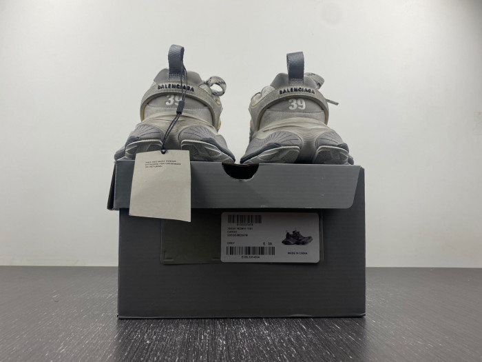 BLCG CARGO SNEAKER 784341 W2MV1 1181