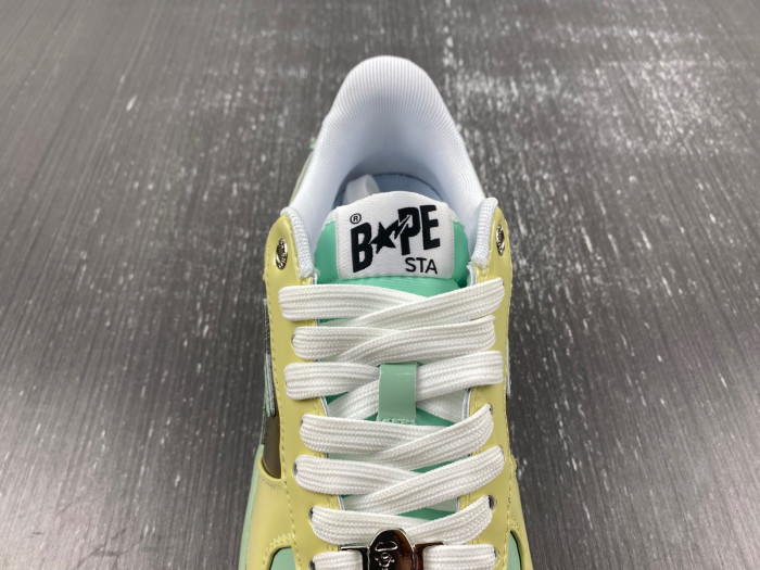 B*PE SNEAKER