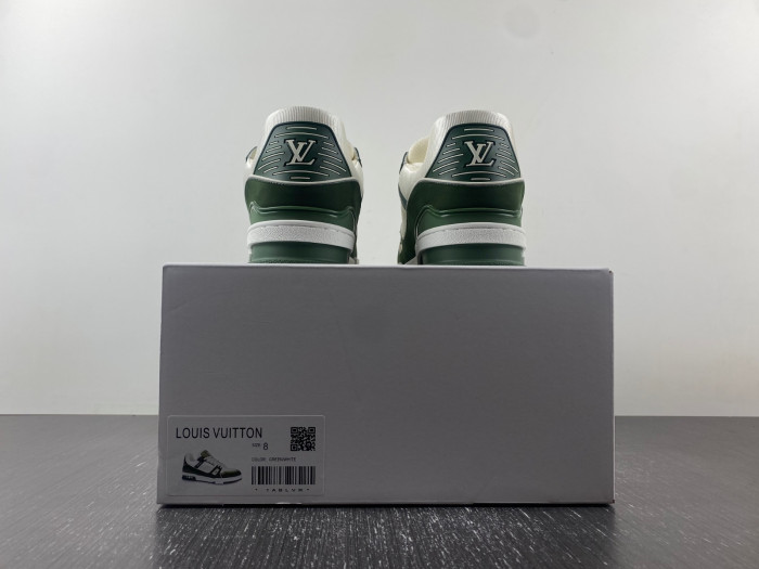 LV TRAINER SNEAKER