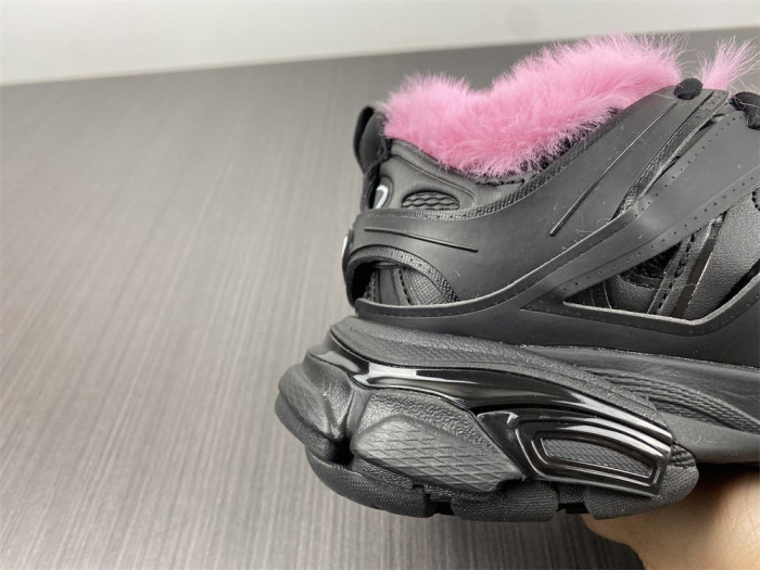 BLCG TRACK SNEAKER 668555 W3CQ6 1050