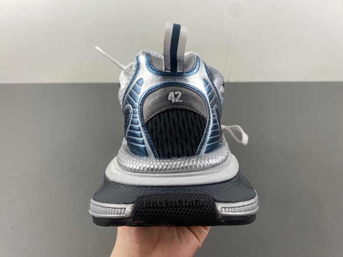 BLCG 3XL SNEAKER 734734 W3XL5 9047
