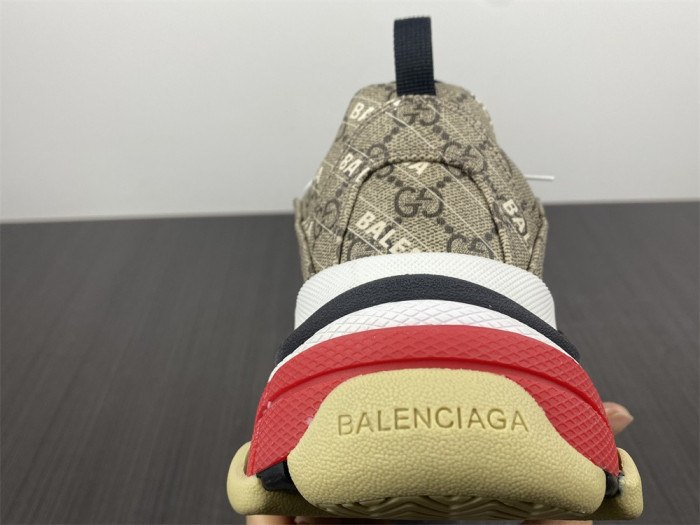 GUCC*BLCG TRIPLE S SNEAKER 681066 ULZ10 9795