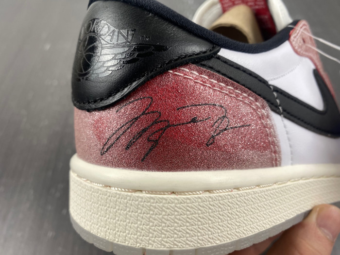 TROPHY ROOM X AIR JORDAN 1 LOW OG 