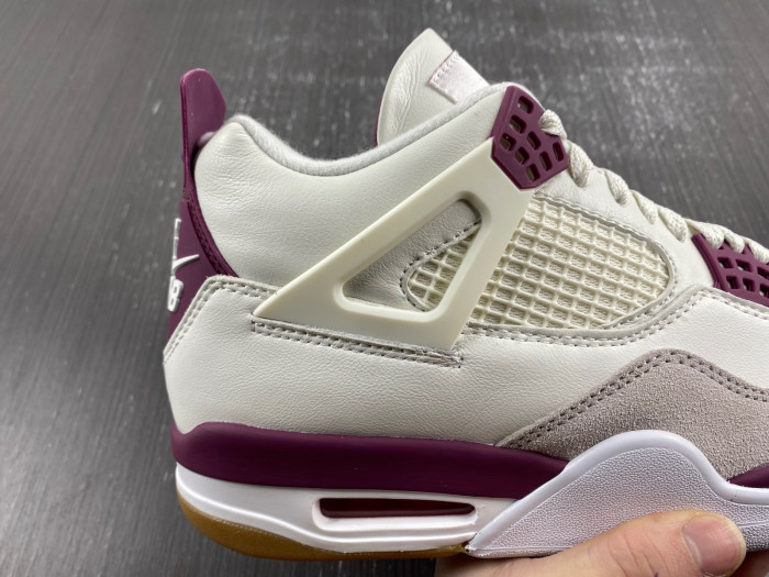 SB x Jordan 4 “Sapphire Red” DR5415-102