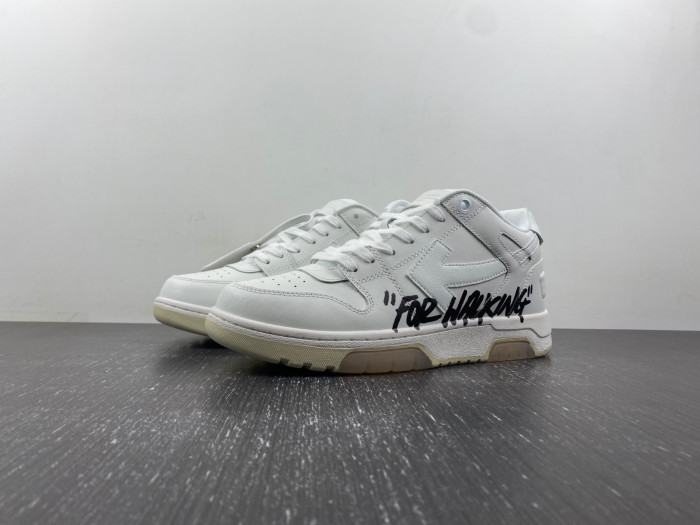 OFF-WHITE SNEAKER