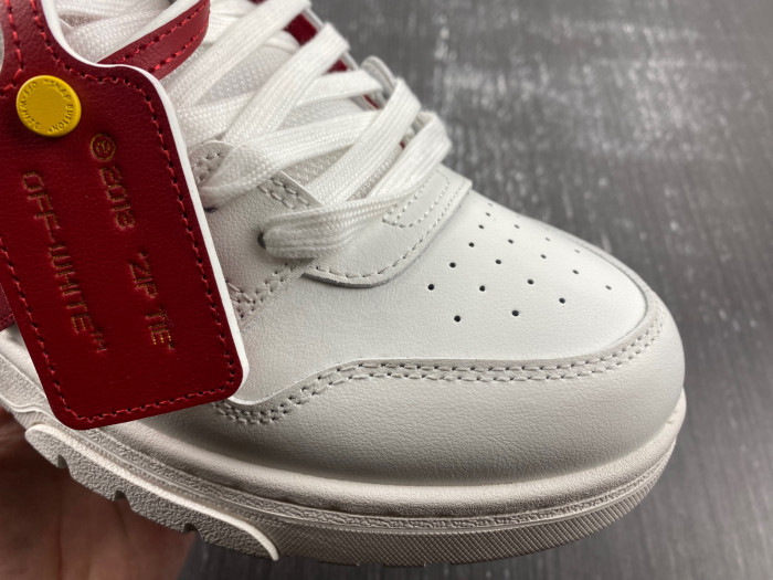 OFF-WHITE SNEAKER
