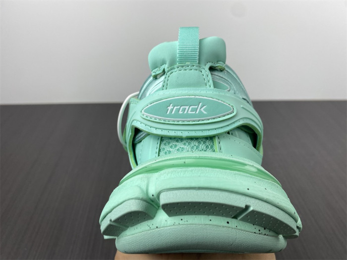 BLCG TRACK SNEAKER 542436 W3FE3 3000