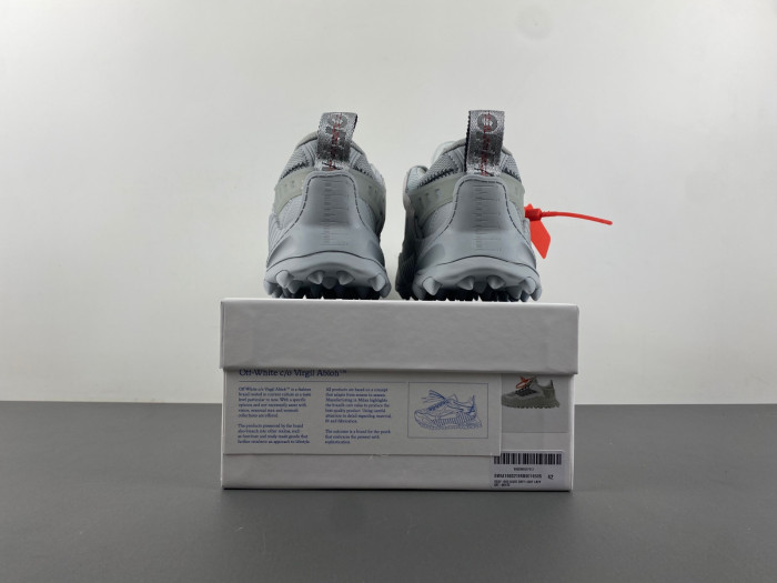 OFF-WHITE C/O ODSY-1000 SNEAKER
