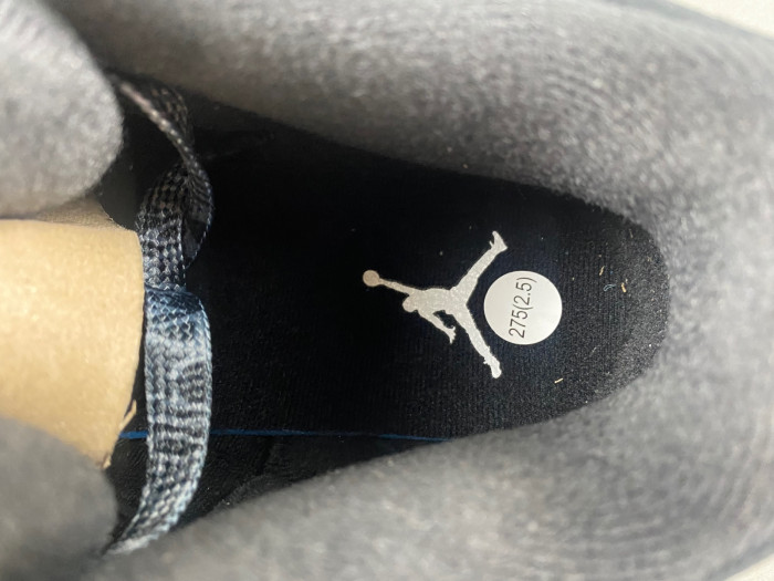 Air Jordan 3 Retro Black Cat CK9246-168