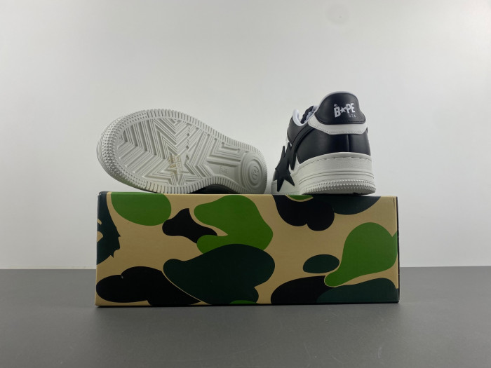 B*PE SNEAKER