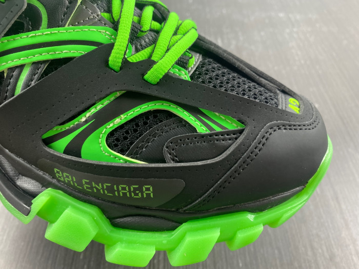 BLCG TRACK SNEAKER 542023 W3RL1 1035