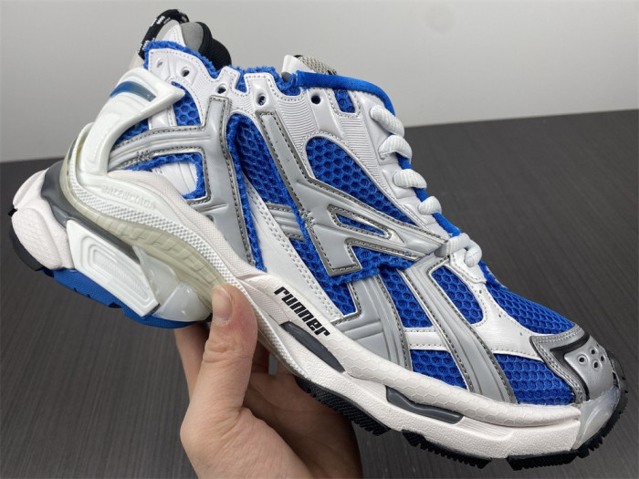 BLCG RUNNER SNEAKER 677403 W3RB3 4912