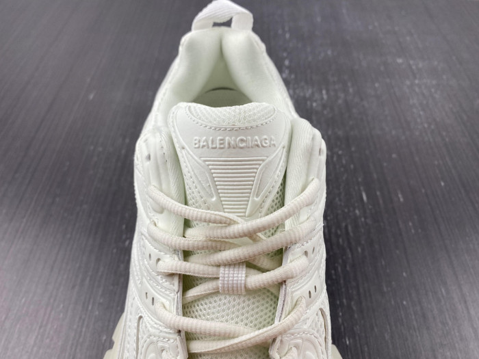 BLCG DEFENDER SNEAKER