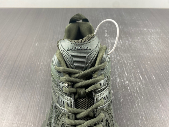 BLCG DEFENDER SNEAKER