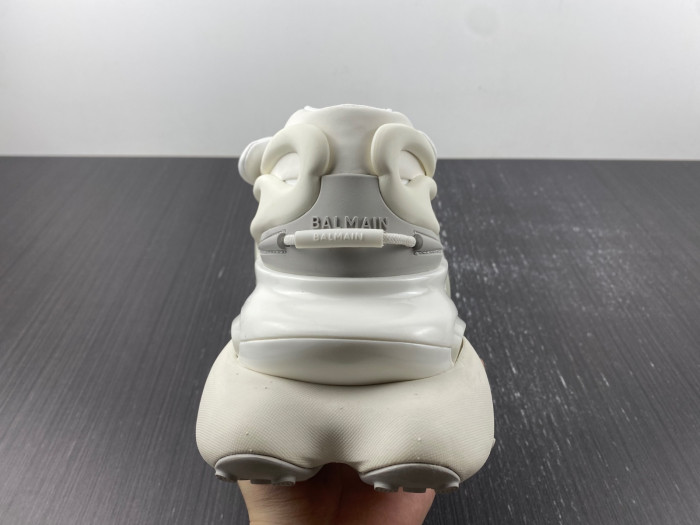 BALMAIN LEATHER UNICORN LOW-TOP SNEAKER